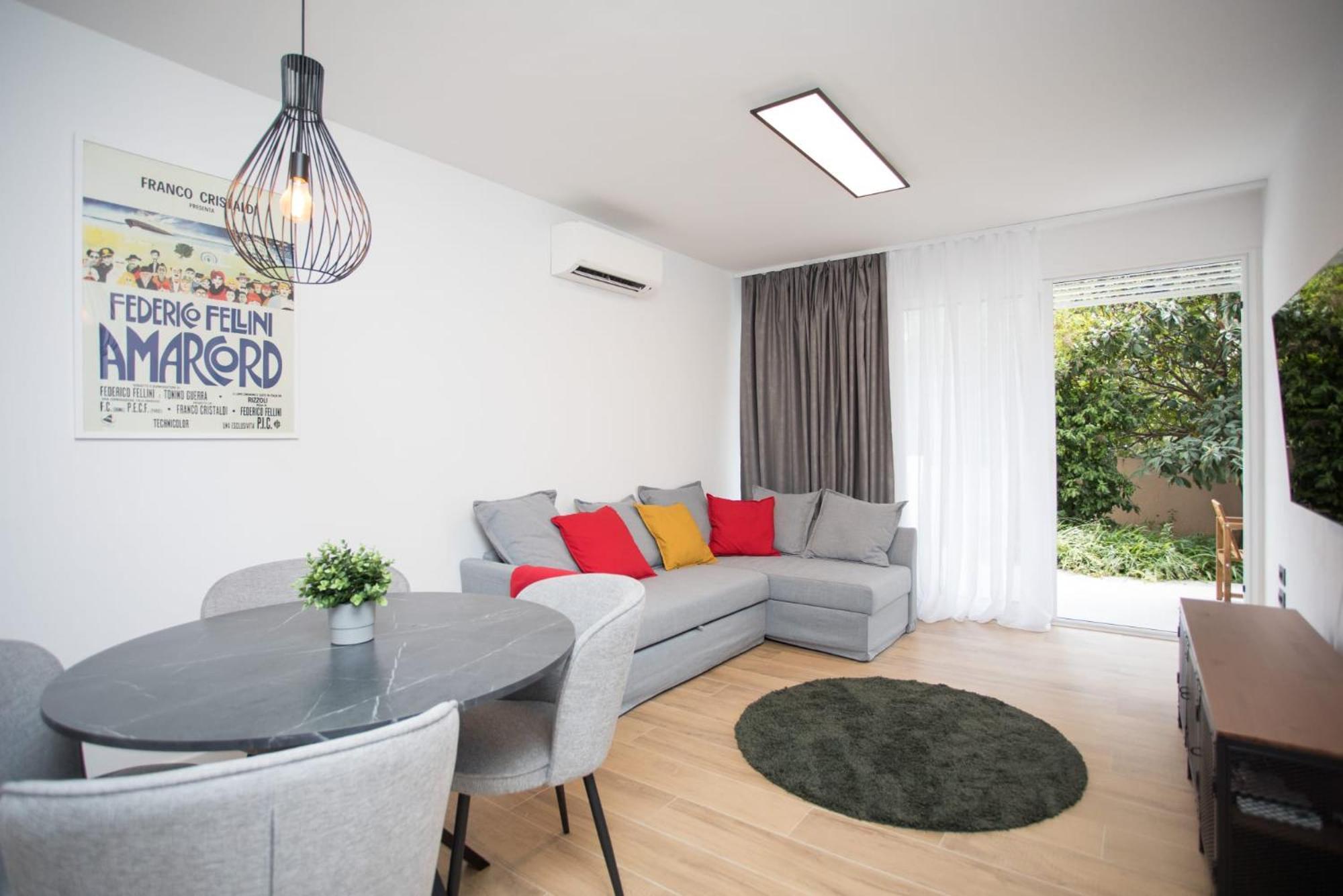 Lumi'S Perfect Place Near Beach With Garden & Free Public Parking Сплит Екстериор снимка
